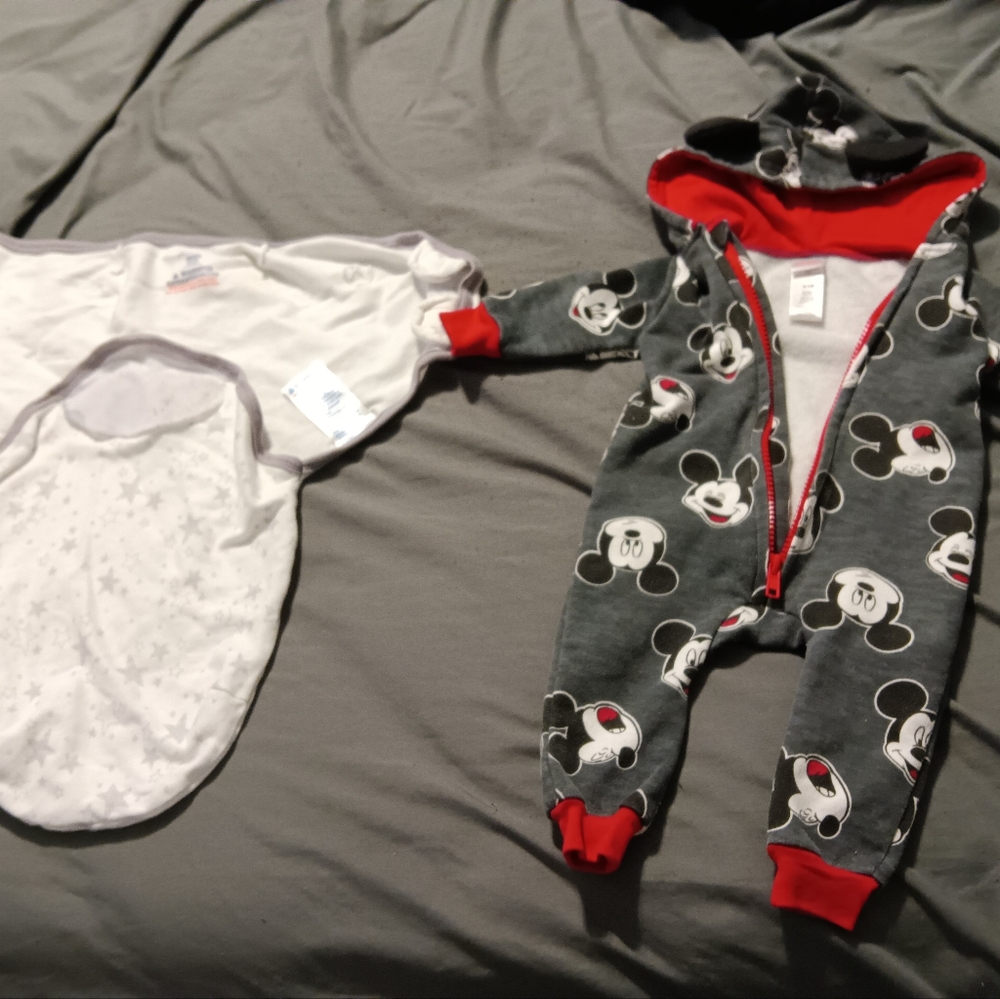 Baby swaddle